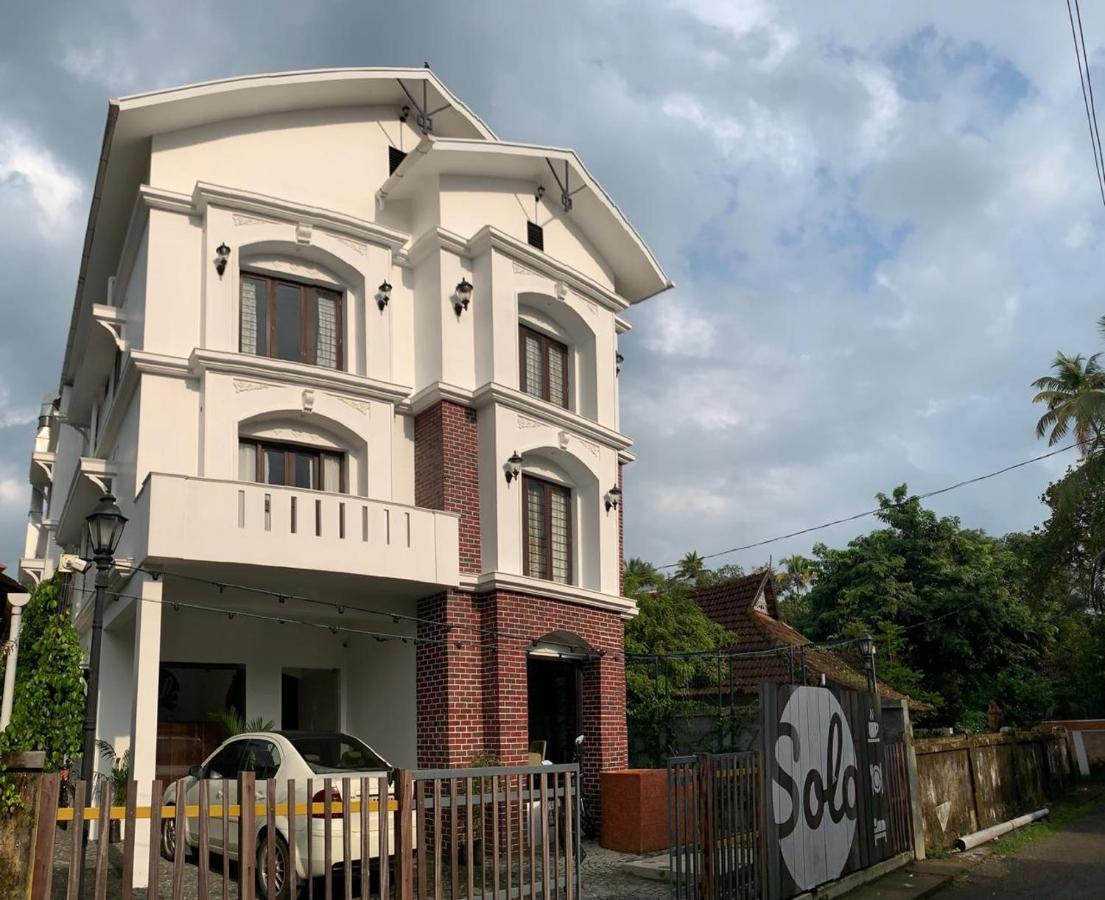 Solo Inn Kochi Exterior foto